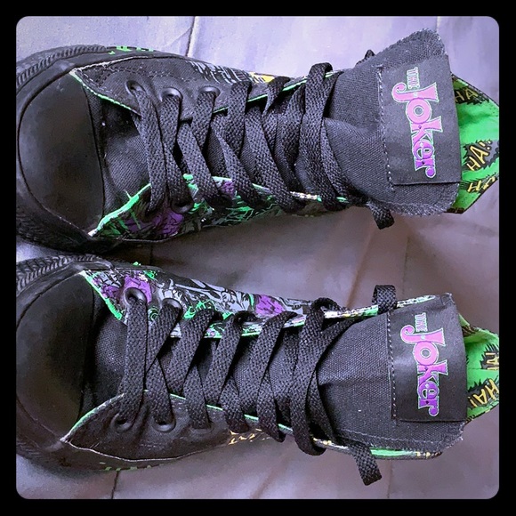 Converse Other - Joker converse men’s size 7 (is a women’s size 9)